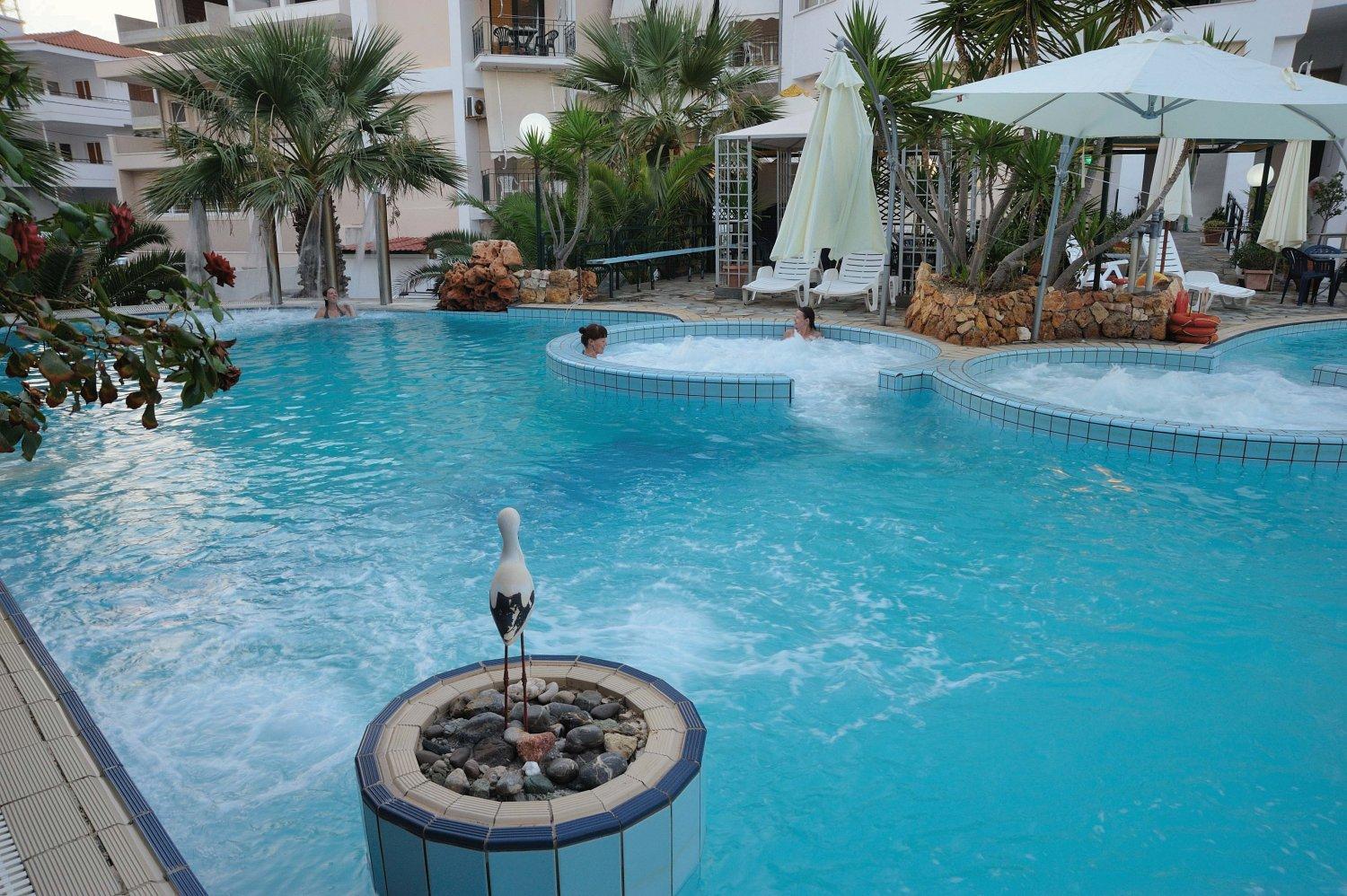 Kentrikon Hotel & Spa Loutra Edipsou  Eksteriør billede